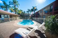 Ramada Hotel & Suites by Wyndham Sydney Cabramatta - Yüzme Havuzu