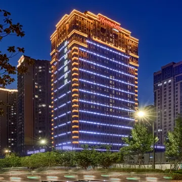 西安高新希爾頓歡朋飯店 益田假日裡購物中心附近的飯店