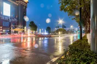 Golden Stone Business Hotel