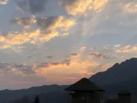 Yuanyang Duoyishu Scenic Area Inn