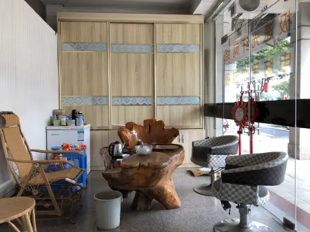 Mengshan Hotel Отели рядом с достопримечательностью «Shimen Lake»