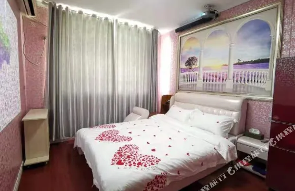 垣曲新安迪影院酒店