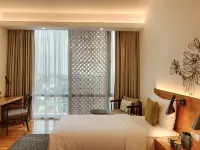 Jetwing Colombo Seven Hotels near Colombo Town Hall