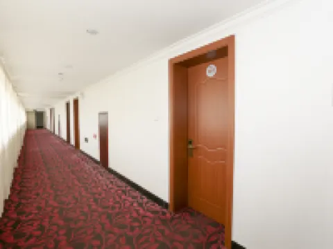 Hualian hotel (lufeng branch 2) Hotels in Lufeng