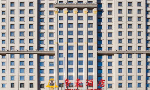 Royal Hotel