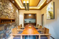 Lijiang Zuihuatang Inn (Shuhe Ancient Town)