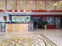 Wuchuan Hongye Business Hotel (Xinshijie Plaza)