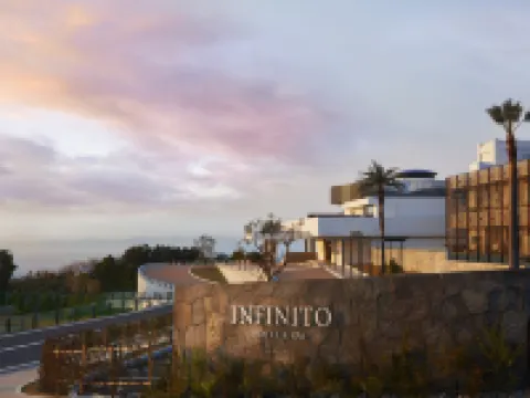 Infinito Hotel and Spa Hotels near Shirahama Minzoku Onsen Museum