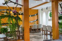 Shui Zhi Pan Lake View Inn