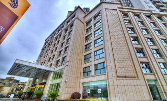 Lanbowan Hotel