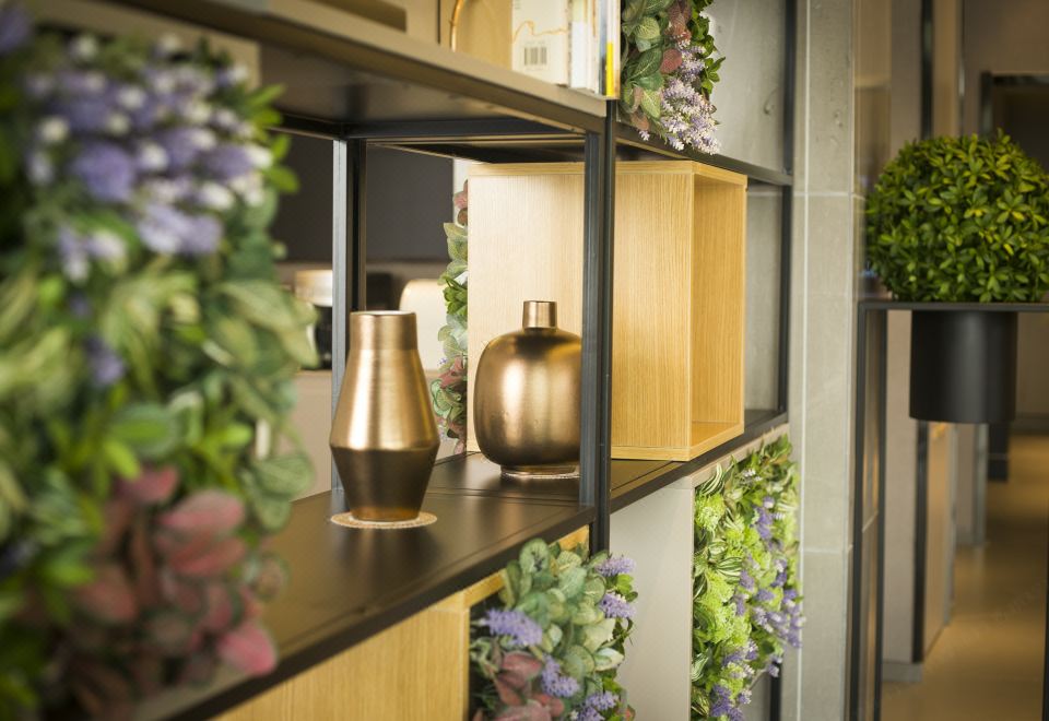 루자상뤼 호텔의 깔끔하고 정돈된 객실 이미지