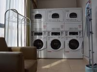 维也纳好眠国际酒店(深圳新机场旗舰店) - 洗衣服务