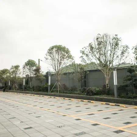 Mid-Level Hotel
