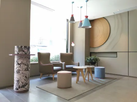 Hebei Hotel Отели рядом с достопримечательностью «Jiuzi Park»