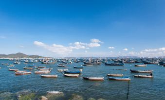 Mountain Haiyunsu (Weihai Banyuewan Beach Huanhai Road)