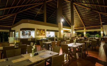 Bohol Beach Club Отели рядом с достопримечательностью «South Farm Panglao Bohol»