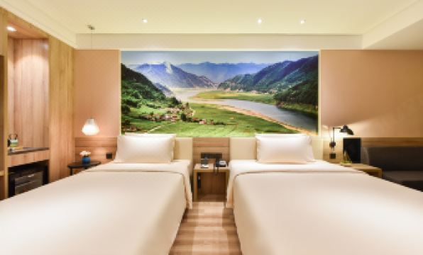 Atour Hotel (Shenyang  Railway station Taiyuanjie metro station)