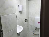 成都蓉平公寓 - 舒适淋浴房
