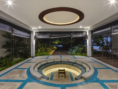 Casamia Oceanfront Condo Nilaveli