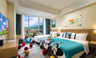 Center International Hotel