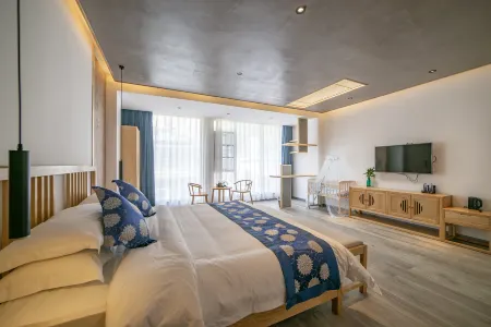 Eryatou Inn (Zhangjiajie National Forest Park)