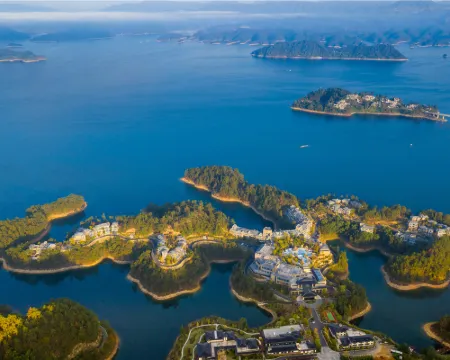 Bright Resort Hotels in Jiande