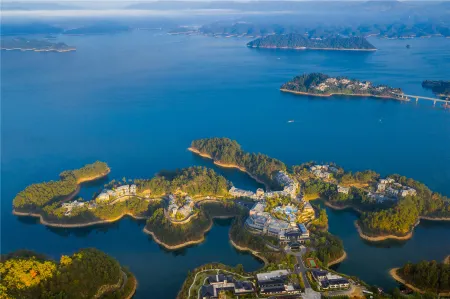 Bright Resort Отели в г. Чуньань