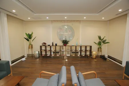 Villa Li (Beijing Wangfujing Courtyard) Отели рядом с достопримечательностью «Beijing Fujunwang Palace»