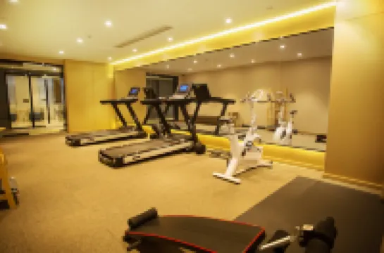 โรงแรม HanTing Premium (กุ้ยซี)