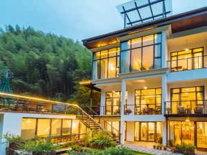 Floral·Mogan Mountain Yijia Guesthouse