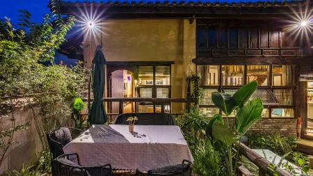 Floral Hotel · Zhanlin's House Guangyuan hotel Отели рядом с достопримечательностью «Zhaohua Ancient City»