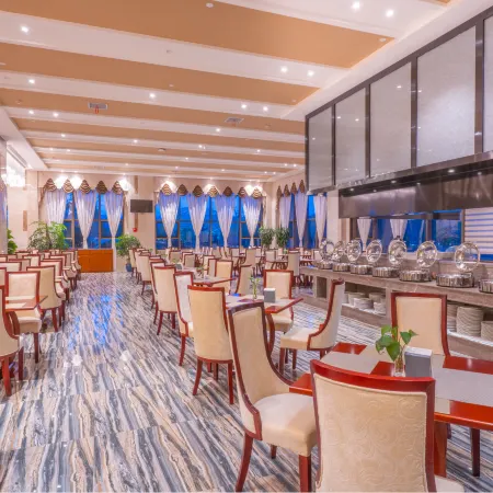 Grand Goblet Hotel
