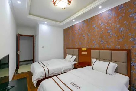 Fengqiong Hotel Отели в г. Сиаоцзинь