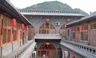 Linxian Tairenxing Inn