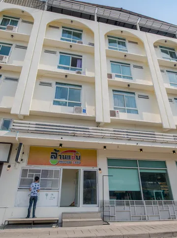 รูปภาพของสเปซี่ บีเคเค