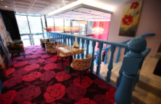 Pinai Film Theme Hotel (Beijing International Trade Baiziwan Subway Station)