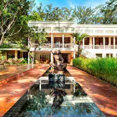 FCC Angkor by Avani Hotel Exterior