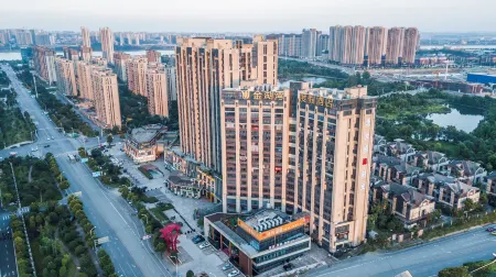 Jinhuwan Holiday Hotel (Changsha Yanghu store) Отели рядом с достопримечательностью «Xie Zilong Photography Museum»