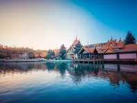 Muchun Inn (Xishuangbanna Poshui Square) Hotels near Jiangbian Night Market