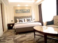 喀喇沁左翼大成国际温泉酒店 - 豪华大床房