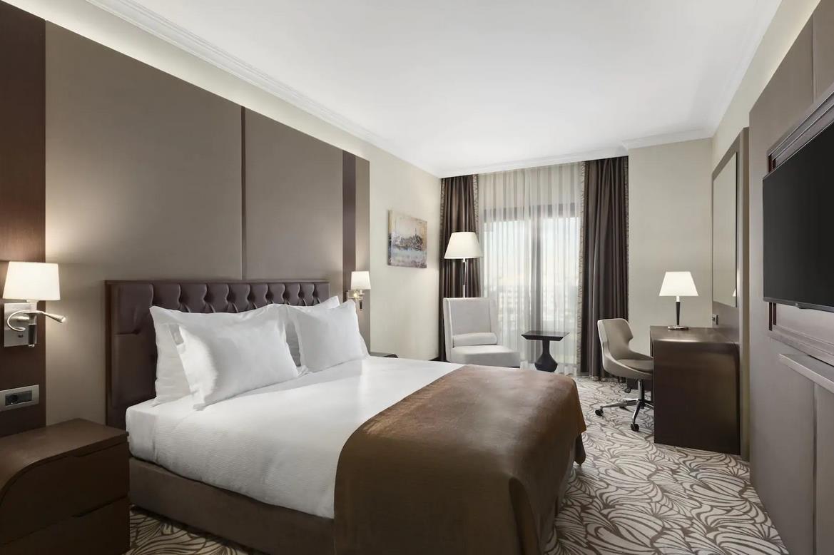 Ramada Hotel & Suites by Wyndham Istanbul Merter