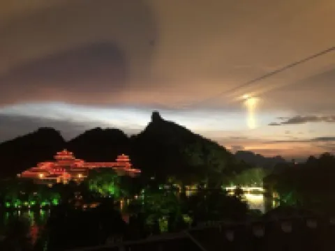 GuilinGrandHotel（Two Rivers and Four Lakes East and West Alleys）