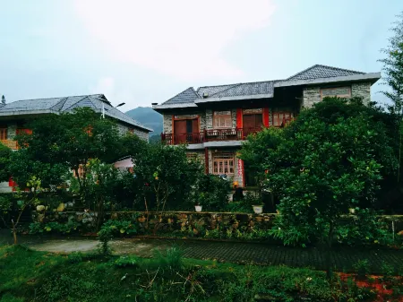 Jinggangshan Mountain Family Style Courtyard Отели рядом с достопримечательностью «Octagon House»