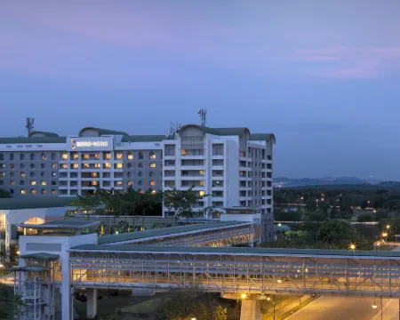 吉隆坡國際機場薩瑪薩瑪酒店 雪邦酒店