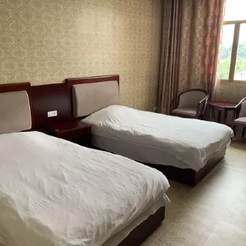 Yibin Jinyuan Business Hotel