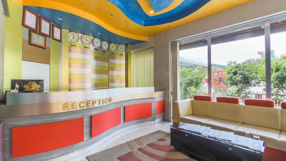 OYO 351 Hotel Everest International