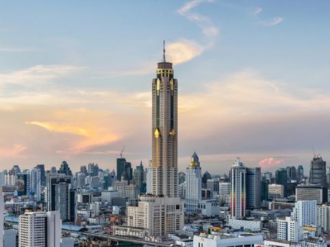 โรงแรมใบหยกสกาย