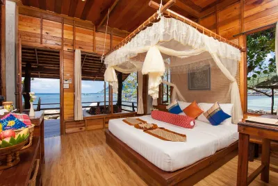 Sensi Paradise Beach Resort Hotels in Jansom Bay / Sai Nuan Beach