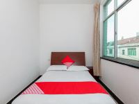 黄冈华城宾馆 - 标准大床房