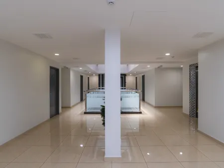 Be Boutique Hotel Отели рядом с достопримечательностью «Taman Intan Kluang»